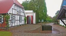 lk-vorpommern-ruegen-zingst-kastl-museumshof-foto-hajon-visualisierungen-cmyk.jpg